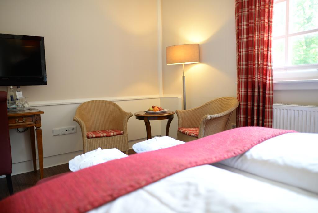 Gut Altona Hotel Dotlingen Exterior photo
